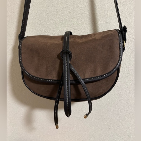 London Fog Crossbody Mink Suede Bag - Picture 1 of 12